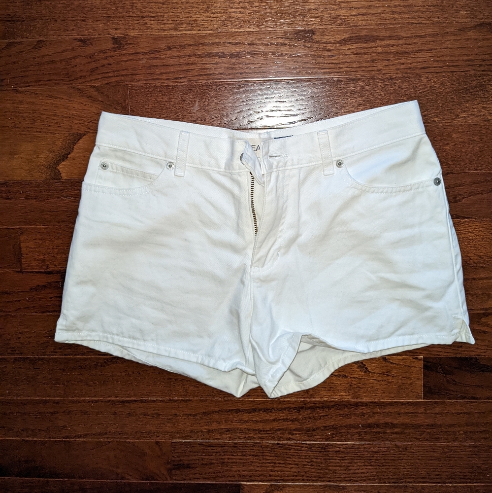 WHITE GAP DENIM SHORTS